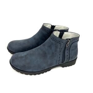 J Sport by Jambu Women's Ankle Jenna Bootie Blue Zip Lug Sole Size 11M